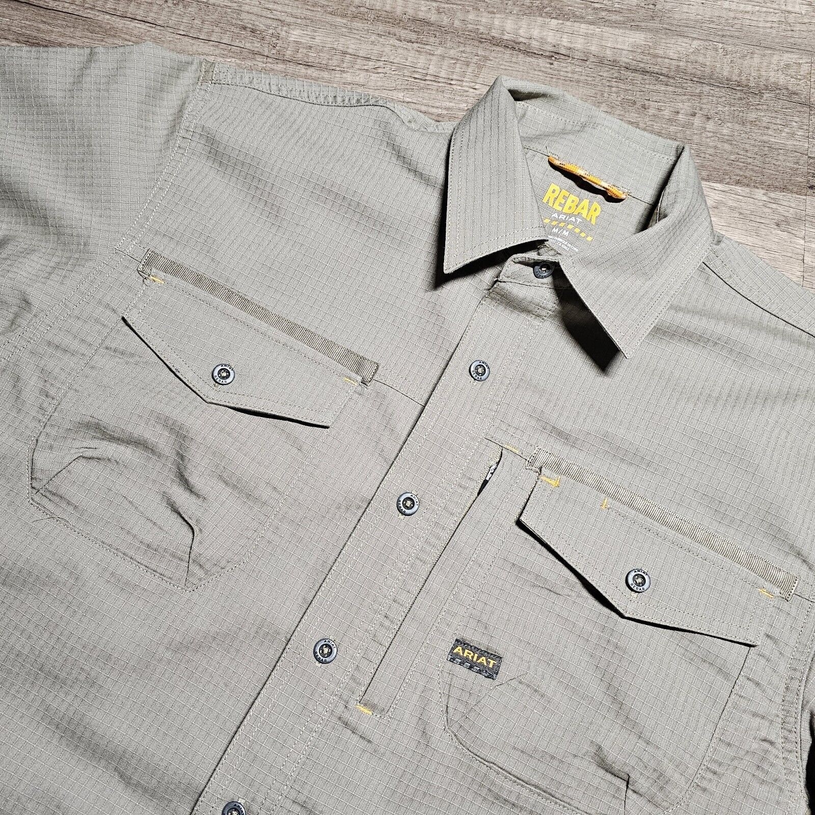 Ariat Rebar Men's Medium Button Up Short Sleeve Work Shirt Tan Beige
